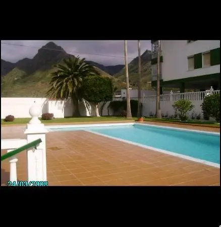 Avenida Del Club Nautico De Bajamar Apartamento *
