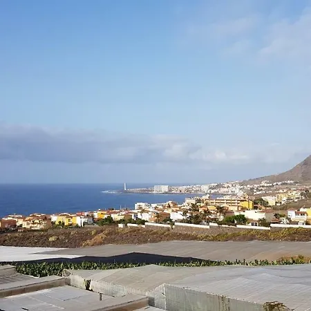 Апартаменты Avenida Del Club Nautico De Bajamar Apartamento *