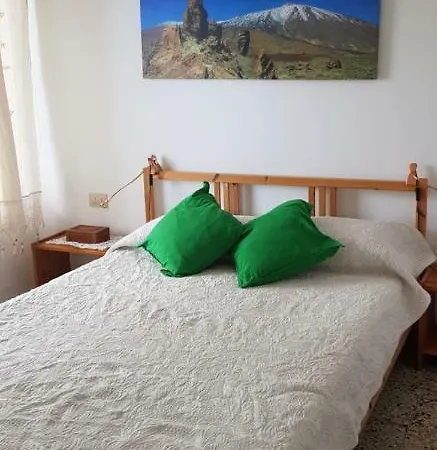 Avenida Del Club Nautico De Bajamar Apartamento * Бахамар